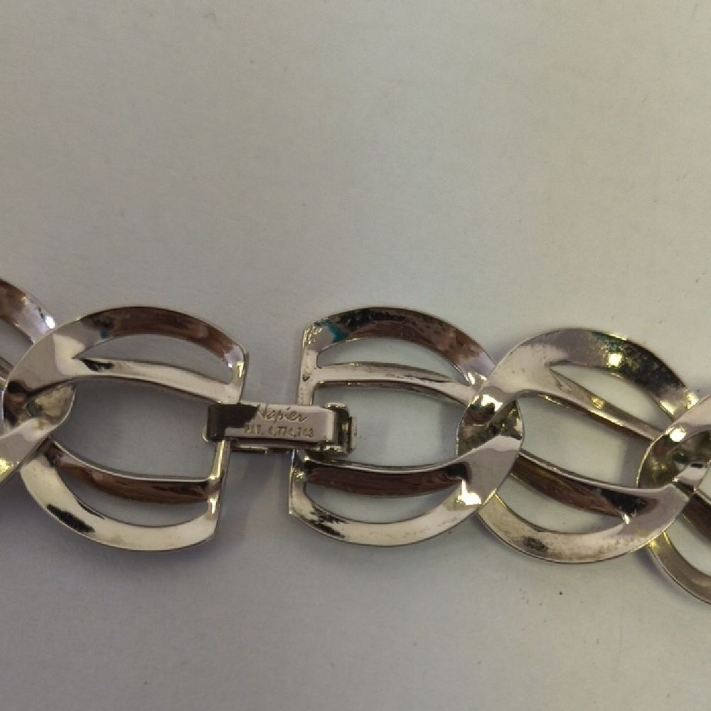 Vintage Napier Silver Tone Necklace - Picture 3 of 3